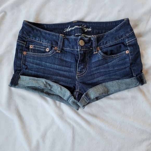 American Eagle stretch dark wash denim rolled hem jean short shorts 2 - Picture 1 of 11